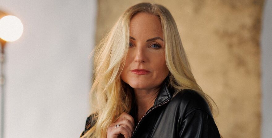 Kerry Ellis 