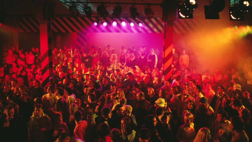 24 hour party people
