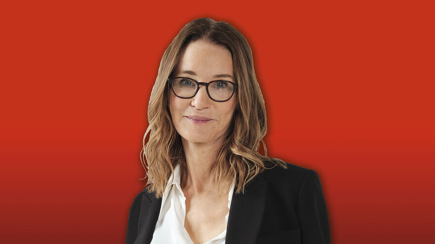 Portrait shot of Susie Dent